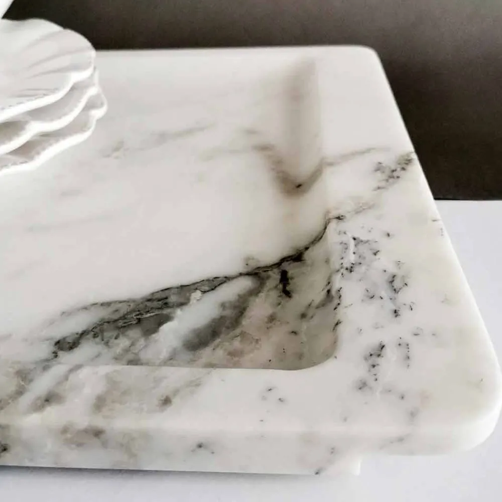 Viadurini Kitchen Küchenzubehör-Rechteckiges Tablett aus modernem geädertem weißem Marmor Made in Italy - Stora