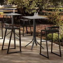 Viadurini in the Garden Garten Beistelltisch-Reckstange für den Außenbereich mit 4 Beinen aus Aluminium in 2 Farben - Filomena
