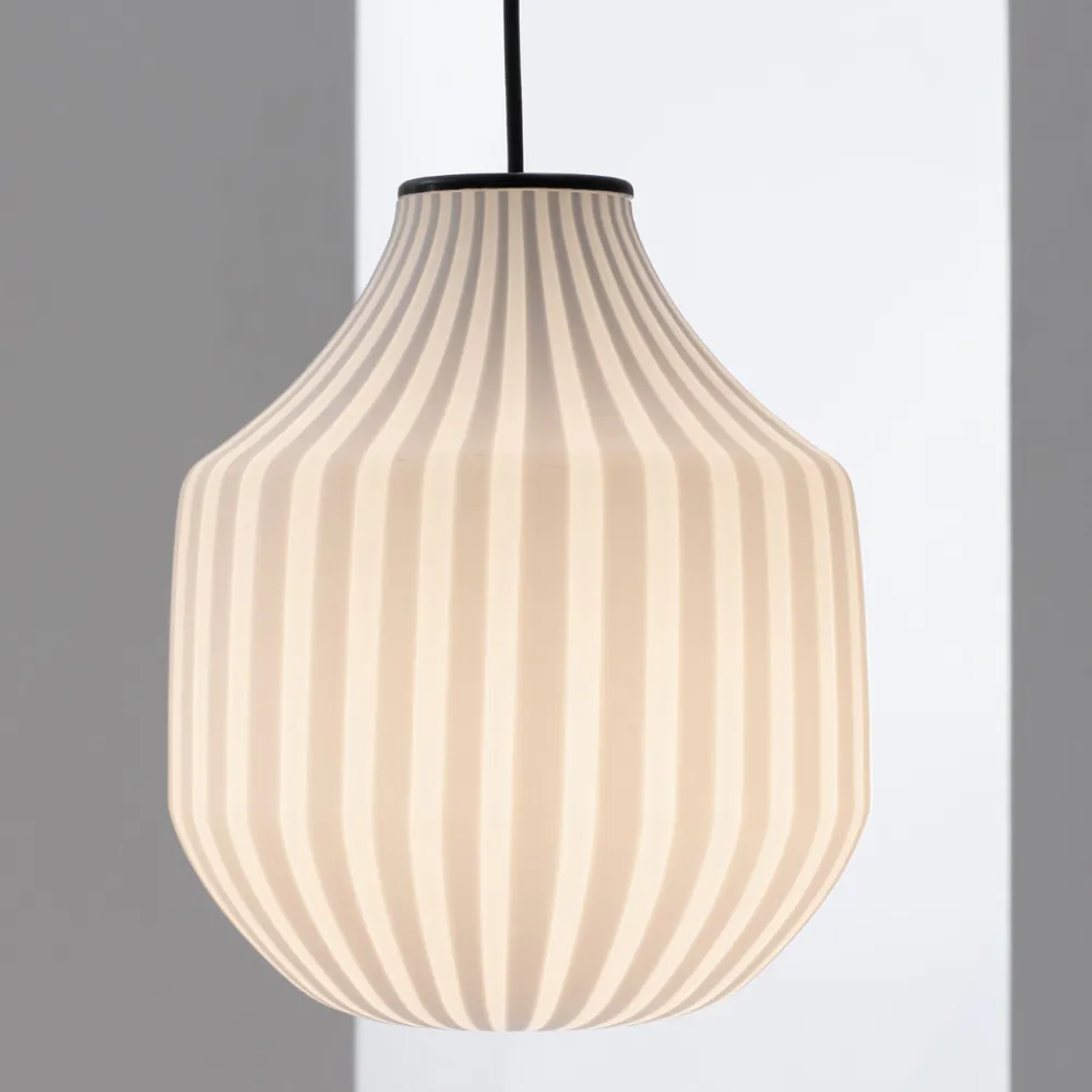 Viadurini Lighting Designer Pendelleuchten-Runde Design-Hängelampe aus weißem Filigranglas - Caravan