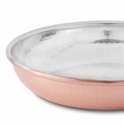 Viadurini Kitchen Kochgeschirr-Runde Pfanne aus verzinntem Kupfer von Hand mit Griff und Deckel 32 cm - Gianluigi