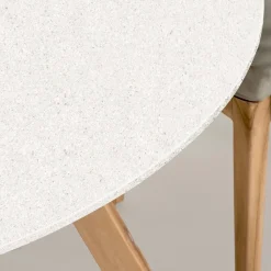 Viadurini in the Garden Gartentische Fest|Gartentische Aus Teakholz-Runder Außentisch aus weißer Terrazzokeramik Made in Italy - Pegaso