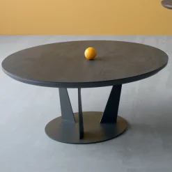 Viadurini Living Moderne Couchtische-Runder Couchtisch aus schräger Metall- und Keramikplatte - Coriko