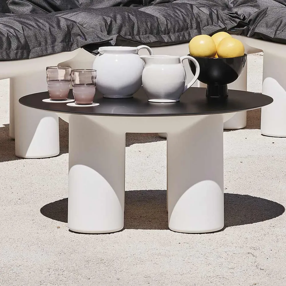 Viadurini in the Garden Garten Beistelltisch-Runder Garten-Couchtisch aus HPL und Polyethylen Made in Italy - Freccia