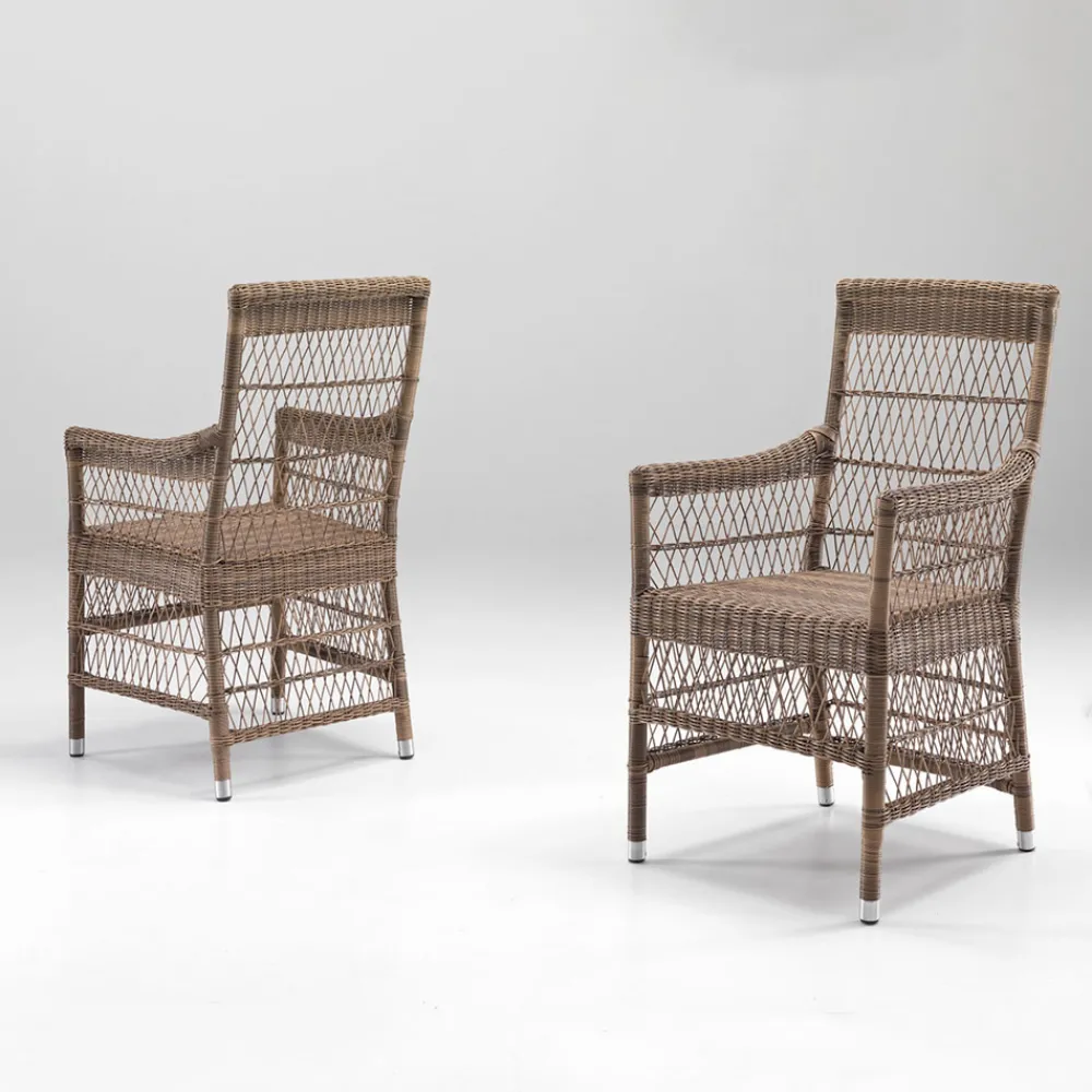 Viadurini in the Garden Gartentische Fest-Runder Gartentisch mit 4 Sesseln mit Armlehnen - Gigi