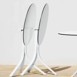 Viadurini in the Garden Garten Beistelltisch-Runder Liegetisch mit 3 Aluminiumbeinen 2 Farben - Filomena