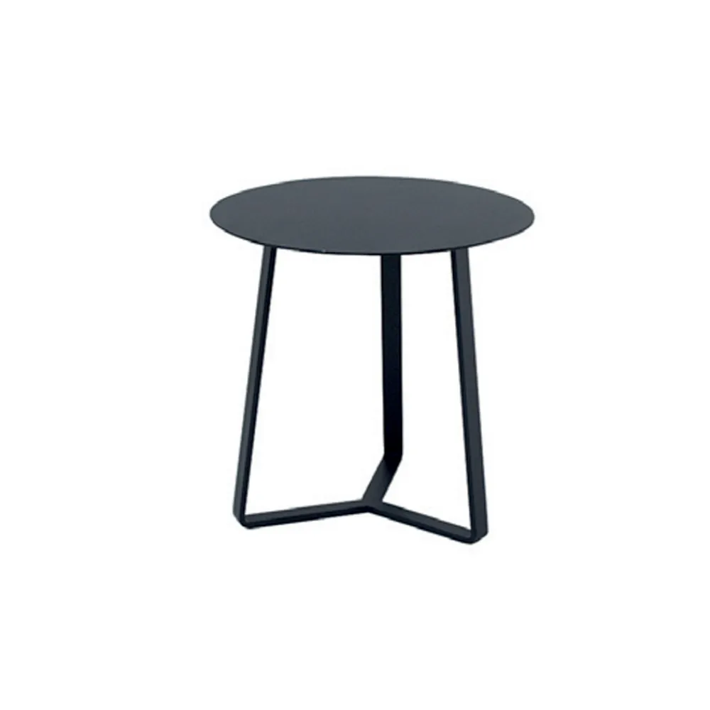 Viadurini in the Garden Garten Beistelltisch-Runder Outdoor-Couchtisch aus epoxidpulverbeschichtetem Aluminium - Mitch