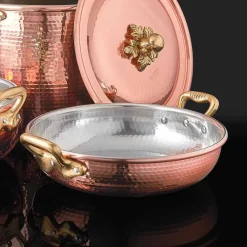 Viadurini Kitchen Kochgeschirr-Rundes Design Handverzinnte Kupferpfanne mit Deckel 24 cm - Mariastella