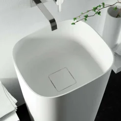 Viadurini Bathroom Design Waschbecken Aus Solid Surface-Rundes Waschbecken freestanding mit modernem Design made in Italy, Lallio