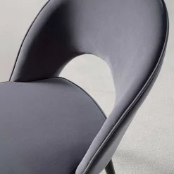 Viadurini Living Moderne Stühle-Samtstuhl mit Beinen aus schwarzem Metall und satiniertem Messing, 4 Stück - Sibea