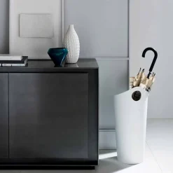 Limac Design Regenschirmständer Design-Schirmständer aus regeneriertem Leder von Pluvia handgefertigt