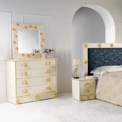 Viadurini Living Kommoden-Schlafzimmer Kommode mit 4 Schubladen und Griffe in Rosenoptik