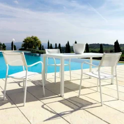 Viadurini in the Garden Gartentische Fest-Selbstnivellierender rechteckiger Metall-Außentisch Made in Italy - Binda