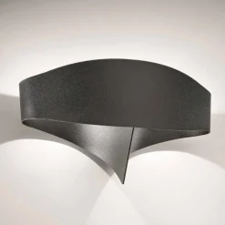 Selene Venezia Moderne Wandleuchten-Selene Scudo Wandleuchter aus lackiertem Stahl in modernem Design