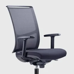 Viadurini Living Bürostühle-Semidirektionaler Bürostuhl aus Tecnorete und schwarzem Stoff - Vespasiano