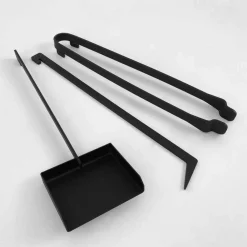 Viadurini Fire Design Kaminbesteck-Set Design Kaminholzset  aus schwarzem Stahl Made in Italy - Ostro