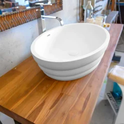 Viadurini Badmöbel Hängend-Set von Design-Hängemöbeln für Badezimmer aus gestreiftem Teak Poggio