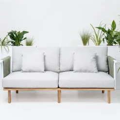 Viadurini in the Garden Gartensofas-2-Sitzer-Sofa aus Teakholz, Seilgeflecht und Kissen - Bellatrix