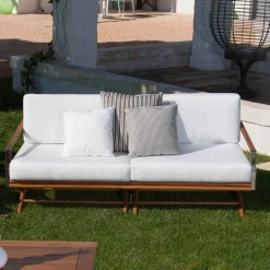 Viadurini in the Garden Gartensofas-3-Sitzer-Sofa im Freien aus Naturholz oder schwarzem und luxuriösem Stoff - Suzana