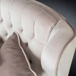 Viadurini Italian Sofas Moderne Sofas-Sofa aus Samt mit Capitonnè Dekor New Classic Schinke