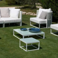 Viadurini in the Garden Garten Beistelltisch-Square Design Outdoor Beistelltisch 2 Abmessungen 3 Oberflächen - Julie