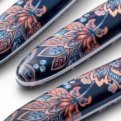 Viadurini Kitchen Besteck Set-Stahl- und Kunststoffbesteck Farbige Dekoration mit Tiger 24 Stück - Alessandra