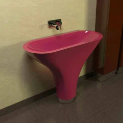 Viadurini Design Design Waschbecken Aus Solid Surface-Standwaschbecken in modernem Design Flounder Made in Italy