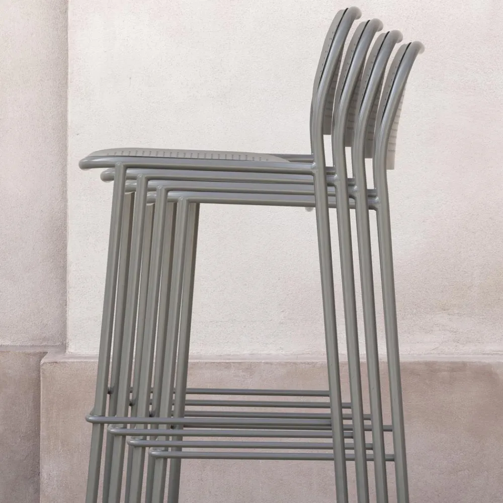 Viadurini in the Garden Outdoor Hocker-Stapelbarer Metallhocker für den Außenbereich Made in Italy 2 Stück - Synergy