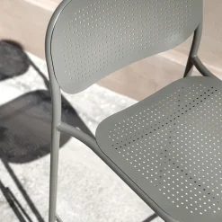 Viadurini in the Garden Outdoor Hocker-Stapelbarer Metallhocker für den Außenbereich Made in Italy 2 Stück - Synergy