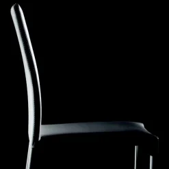 Viadurini Living Moderne Stühle-Stapelbarer Wohnzimmerstuhl, gepolstert und gepolstert mit Öko-Leder – Monamour