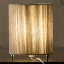 Viadurini by Sideform Moderne Stehlampen-Stehlampe aus Messing und gefärbter Wolle, hergestellt in Italien Evita