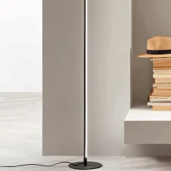 Viadurini Lighting Moderne Stehlampen-Stehlampe aus schwarz lackiertem Metall mit LED-Licht – Orange