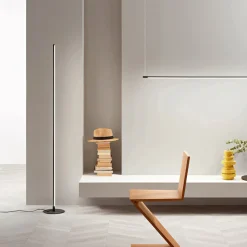 Viadurini Lighting Moderne Stehlampen-Stehlampe aus schwarz lackiertem Metall mit LED-Licht – Orange