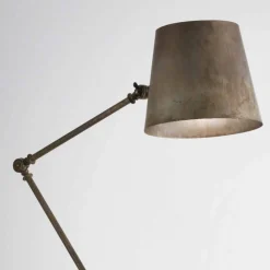 Il Fanale Vintage Stehlampen-Stehlampe Reporter im Industrie Design mit Schwenkarm