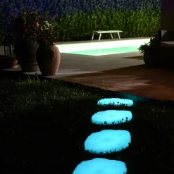 Viadurini in the Garden Lichtmöbel-Steinförmiger Gartenmarker Fluo Weiß oder Blau 4 Stück - Stein