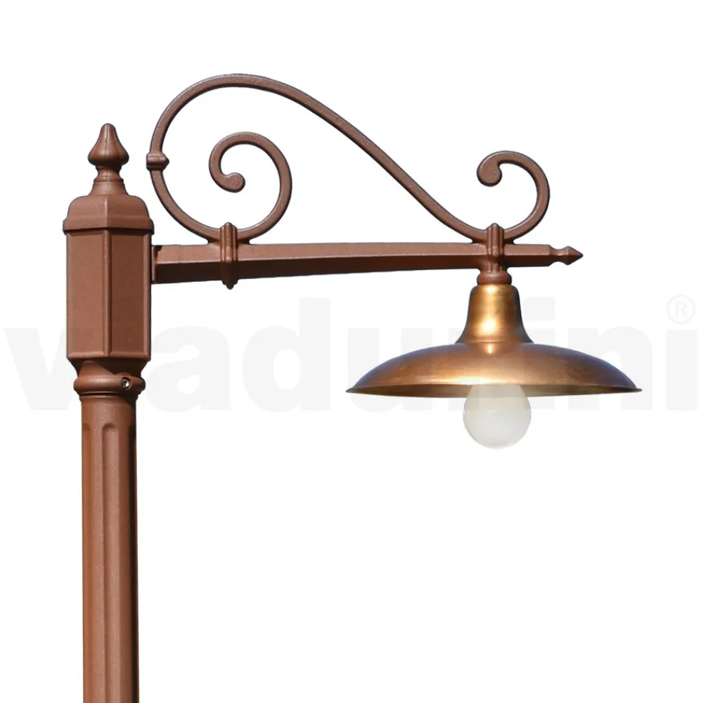 Viadurini Lighting Gartenlampion-Straßenlampe im Vintage-Stil aus Corten-Aluminium und Messing, hergestellt in Italien – Adela