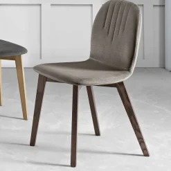 Viadurini Living Moderne Stühle-Stuhl mit Monocoque-Stoffsitz und Holzbeinen Made in Italy - Nezoku