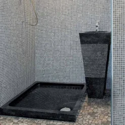 Viadurini Bathroom Steinwaschbecken-Säulenwaschbecken aus schwarzen Naturstein Pyramidenform Nias