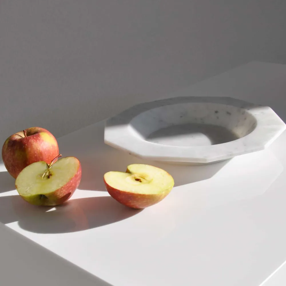 Viadurini Kitchen Geschirr Teller-Suppenteller aus satiniertem Marmor, hergestellt in Italien - Yutaro