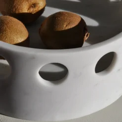 Viadurini Kitchen Küchenzubehör-Tafelaufsatz/Taschentablett aus Satinmarmor, hergestellt in Italien – Hinata