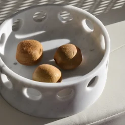 Viadurini Kitchen Küchenzubehör-Tafelaufsatz/Taschentablett aus Satinmarmor, hergestellt in Italien – Hinata