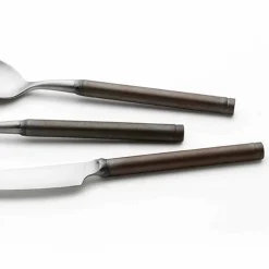 Viadurini Kitchen Besteck Set-24-teiliges Besteck aus Satinstahl Italienisches Handwerkerdesign - Damerino
