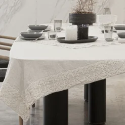 Viadurini Textile Tischdecken-Tischdecke aus weißem Leinen oder Butter mit rechteckigem Farnese-Spitzendesign - Kippel