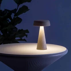 Viadurini Lighting Moderne Tischlampen-Tischlampe mit Struktur aus Polyethylen Hergestellt in Italien - Desmond