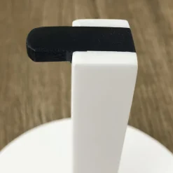 Viadurini Bathroom Toilettenpapierhalter-Toilettenpapierhalter aus weißem Corian oder mit schwarzem Einsatz, Made in Italy - Elono