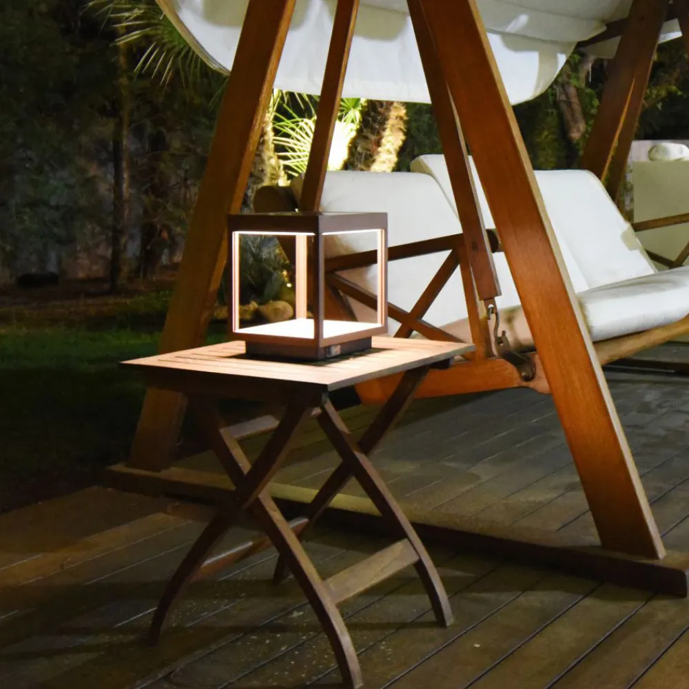 Viadurini Lighting Gartenlampion-Tragbarer Solar-LED-Strahler in Weiß, Schwarz oder Corten-Aluminium - Bettina