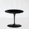 Viadurini Living Moderne Couchtische|Tulip Tische-Tulip Eero Saarinen Couchtisch mit schwarzer Flüssiglaminatplatte, H 39, hergestellt in Italien – Scarlet