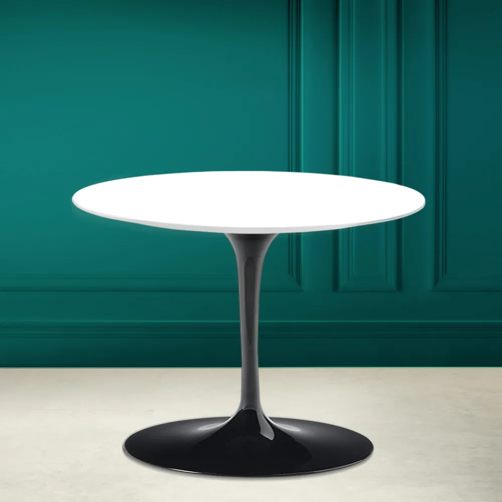 Viadurini Living Moderne Couchtische|Tulip Tische-Tulip Eero Saarinen H 41 Couchtisch aus Keramik, absolut weiß, hergestellt in Italien – Scarlet