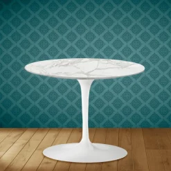 Viadurini Living Moderne Couchtische|Tulip Tische-Tulip Eero Saarinen H 41 Couchtisch aus Morpheus-Keramik, hergestellt in Italien – Scarlet