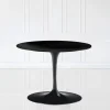Viadurini Living Moderne Couchtische|Tulip Tische-Tulip Eero Saarinen H 39 Ovaler Couchtisch aus schwarzem Flüssiglaminat, hergestellt in Italien – Scarlet