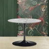 Viadurini Living Moderne Couchtische|Tulip Tische-Tulip Saarinen Couchtisch mit ovaler Platte aus Arabeskenmarmor H 39, hergestellt in Italien – Scarlet